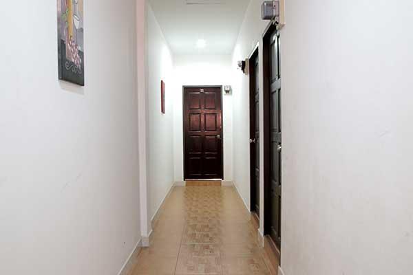 Green Mango Guesthouse Patong Buitenkant foto